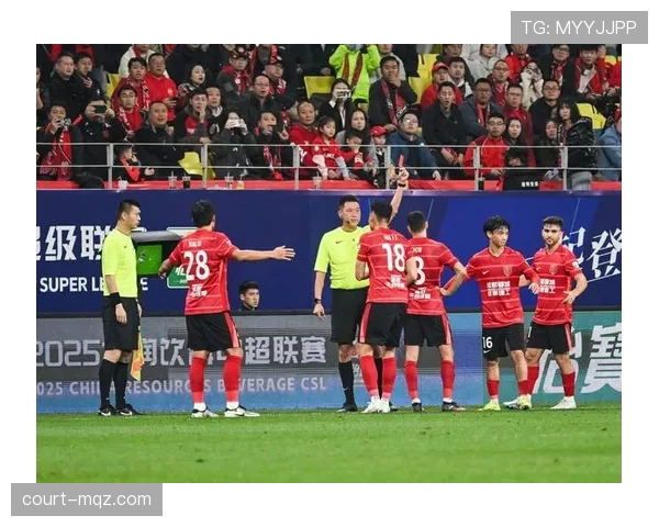 不当行为判罚标准：黄牌与红牌的关键判定条件